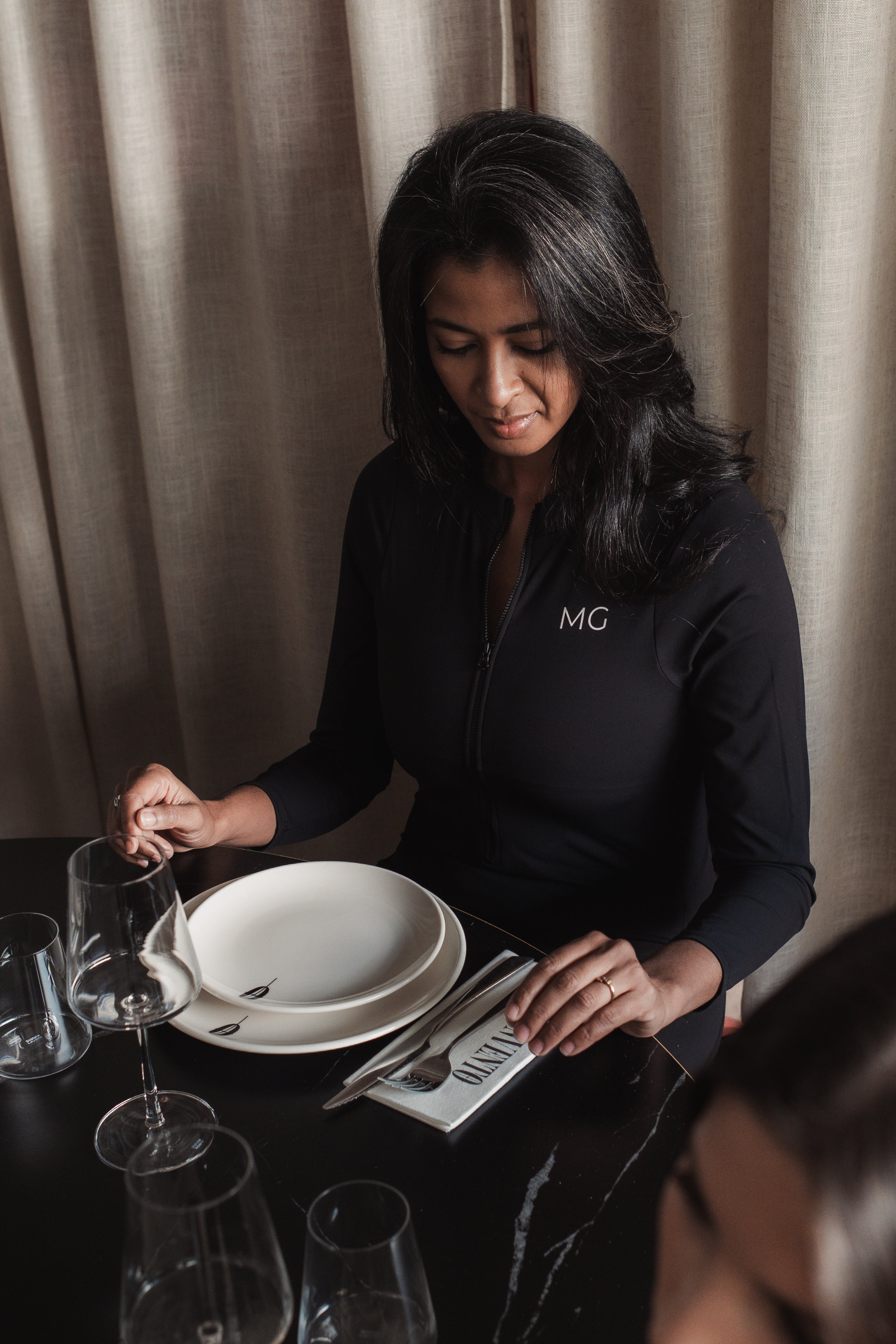 Mono OCEAN manga larga